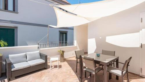SorrentoVibes - Luxury New Sorrento Home with Terrace - Sleeps 12 - Foto 5