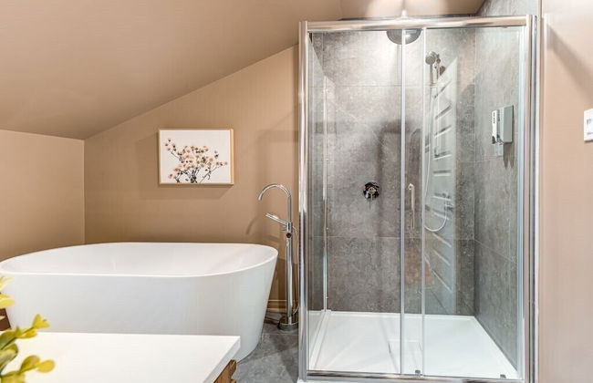 St. Ursule Two-Storey Oasis - Photo 19