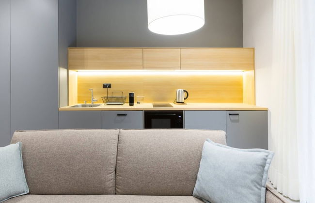 Teanna Lux Apartments - Photo 30