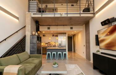 Penthouse Industrial Loft & Parking Little Italy - Foto 26