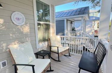 Cute and Cozy Comfy Birds Junior Cottage - 1 mile to Dwntn Ocean Springs, near Beach with Golf Cart - Foto 9