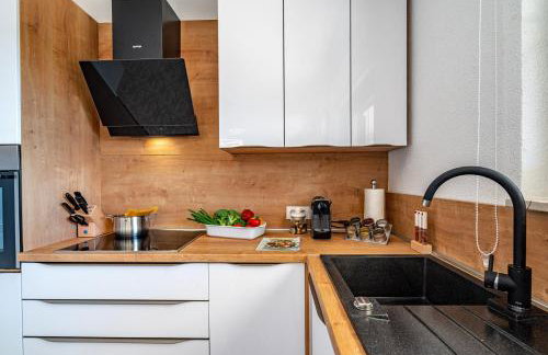 Villa Kadena - Luxury Seaside Villa with Private Heated Pool - Photo 22