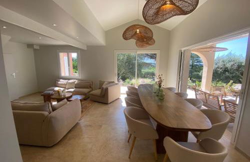 Maison pour 12p, piscine à débordement chauffée d'avril à octobre inclus - Foto 29