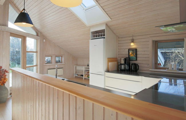 8 Person Holiday Home in Dronningmolle - Foto 16