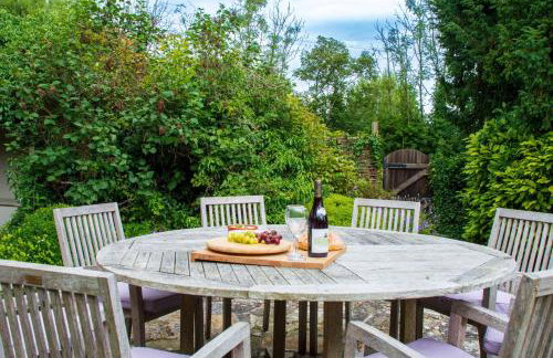 Top Cottage, Oddington - Photo 9