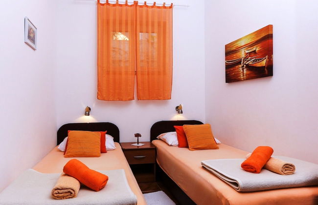 Apartments Lina - Two Bedroom Apartment With Terrace - Foto 4