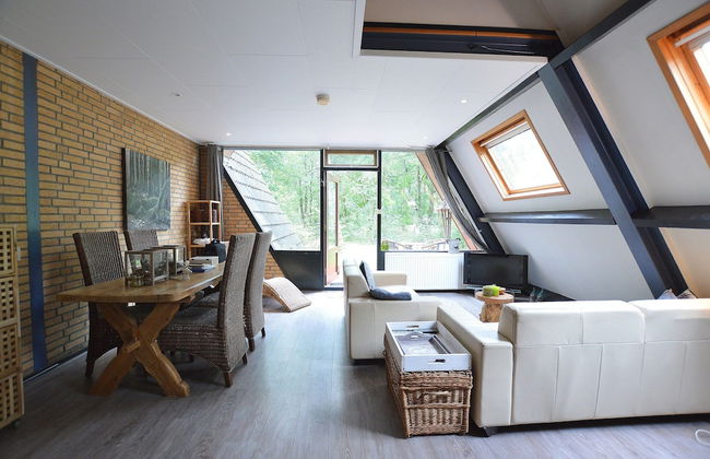 Pet-friendly Getaway - Photo 12