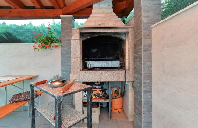 Cozy Apartment With Terrace and BBQ - Foto 23