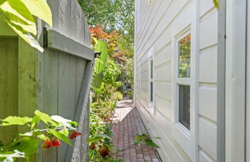 Garden Level Flat in 1885 Queen Anne Victorian Cottage in Alameda - Foto 6