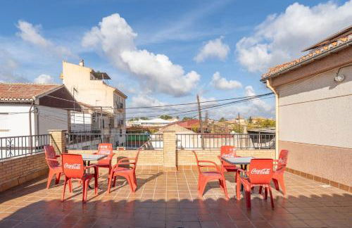 Amplia Casa Familiar con Calefacción, cerca de Sierra Nevada y Granada - Foto 56