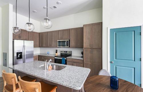 Landing Beautiful 1BD Pool Clubhouse - Foto 11