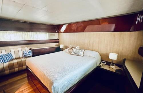 MotorYacht 21 avec équipage - Photo 45