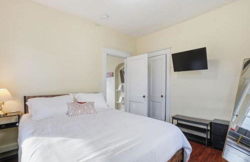 DC Area Bungalow Near Shops and Dining home - Foto 20