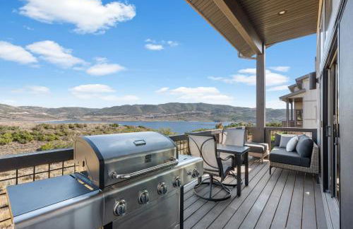 New East Deer Valley, 1 min, 994 New luxury 5br Twin House, Hot Tub, Lake view, Park City 10 min - Photo 14