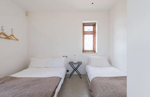 Coastguard Lookout by Bloom Stays - Photo 10