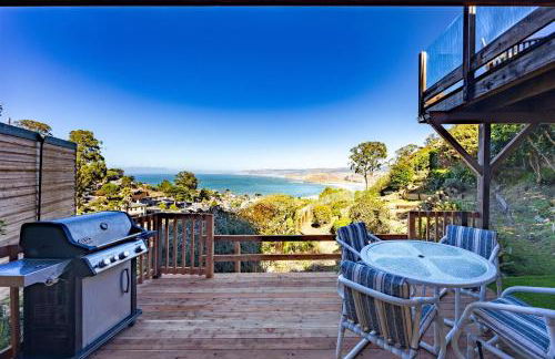 Small Home with Ocean View walk to Restaurants Brewery Shops Beach - Foto 5