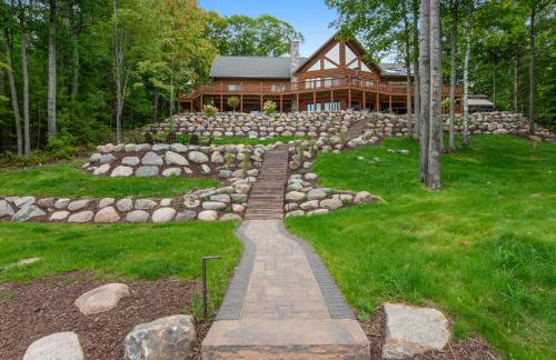 Bear Pause Retreat & The Stone House - Photo 71