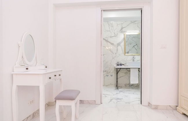 Beachfront Villa Baronessa with Pool - Photo 15