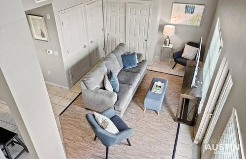 Balcony Skyline View Spiral Staircase Near UT - Foto 10