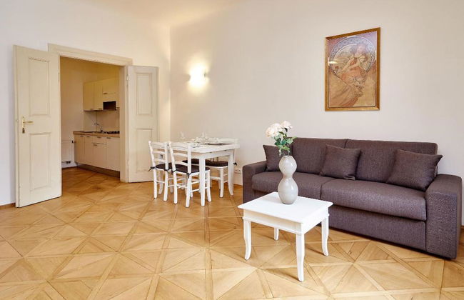 Golden Three Crowns - Foto 35