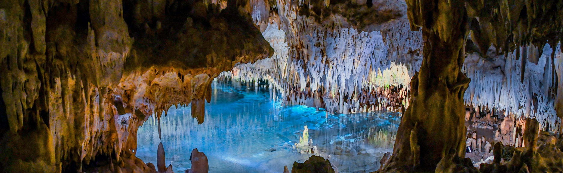 Escursione alle Crystal Caves e alle tenute coloniali