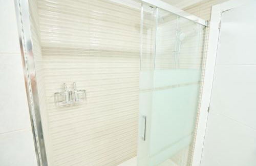 Beautiful NEW Apartment Near The Beach - Photo 12