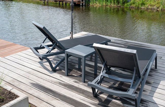 Chic Family Villa With Play Area - Photo 32