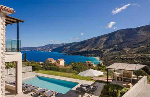 aZOLAki Suites - Photo 9