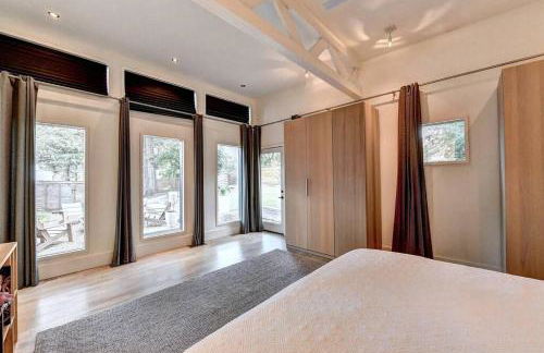 Modern Farm house in heart of the City- Sleeps 12 - Foto 9