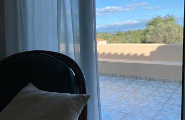 Family D 3 bedroom house with BBQ&Patio in huge estate! - Photo 12