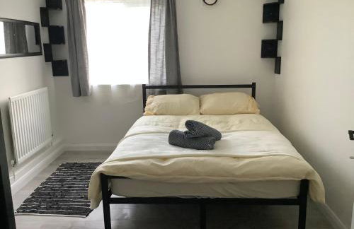 Newly Renovated 2BR Near Airport Book Fast - Foto 3