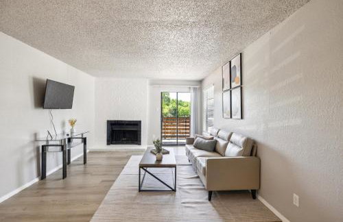 The Landry 280 Spacious and Cozy 2 Bedroom 1bth - Foto 2