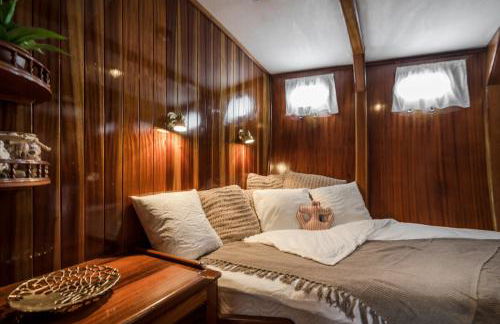 SPACIOUS YACHT HOTEL BARCELONA CITY CENTER 5 CABINs - Foto 18