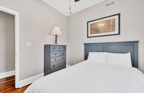 2 Entire bldgs - Great for large groups - Photo 57