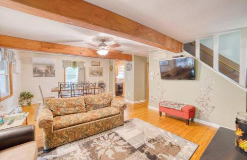 1mi to Lake Wallenpaupack | Firepit | Pet Friendly - Foto 42