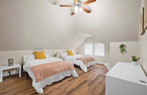 Games,BBQ, Netflix plus FREE Parking Near Bakery Square - Foto 11