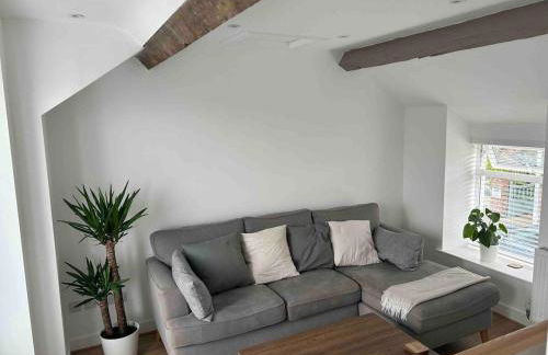 Bay View House - Photo 1