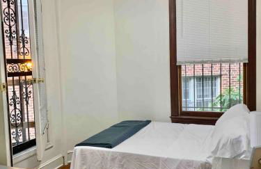 Prime DC 3BR 2Story Home - 95WalkScore Steps to Cafes Dining Nightlife Grocery Metro - Close to Downtown - Foto 18