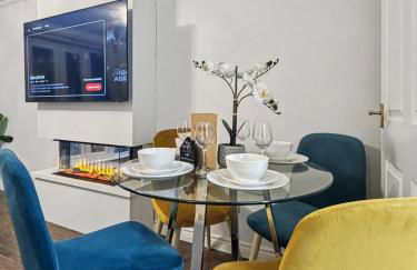 Entire home Sleeps 5 guest 5 mins fromMCR City - Foto 5