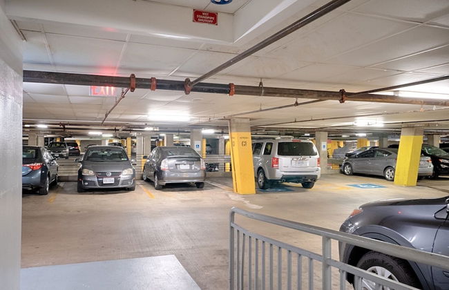 National at Courthouse - Foto 23