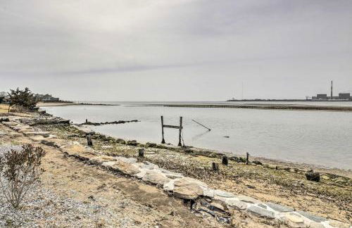 Coastal Waterford Getaway, Steps to the Water! - Foto 2