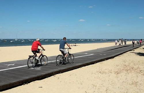 Arcachon centre ville - Charmant T2 avec balcon, parking sécurisé, proche gare, commerces et plage - FR-1-420-90 - Foto 19