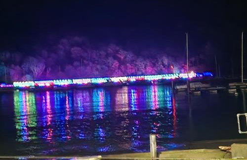 MIDSHIPS A HOLIDAY HOME IN DARTMOUTH SLEEPS UPTO 6 PEOPLE ,PET FRIENDLY , 10 MINUTES WALK TO Town CENTRE WITH PARKING included - Foto 20