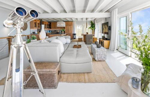 Surfside Villa by Rove Travel - Oceanfront Home with Hot Tub - Foto 11