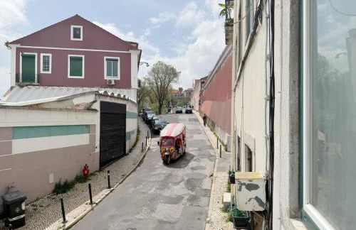 Basilio Studio next to Ladra Flea Market - Foto 20