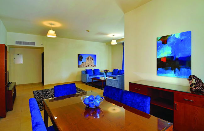 Roda Amwaj Suites - Photo 17