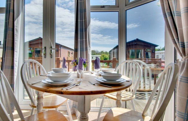 Stunning 3-bed Hot Tub Lodge, Northumberland - Foto 4