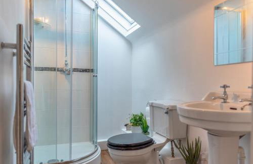 Charming 17th Cent Secluded Country Cottage Garden - Pass the Keys - Photo 27