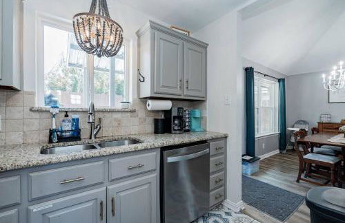 Rockwall Luxury Retreat-Pool/Spa/Patio/Gameroom - Foto 12