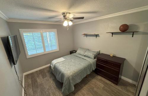 Riverside Views & Pool Retreat - Foto 68